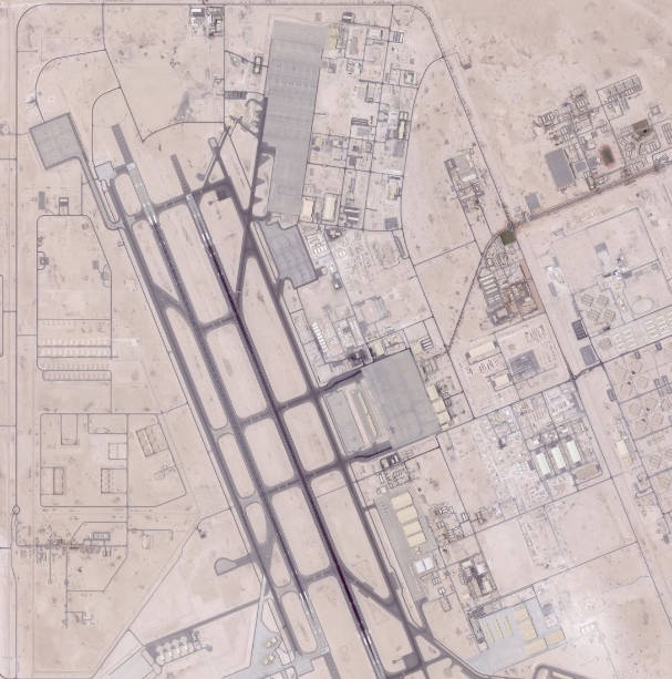 卡塔尔乌代德美军基地的停机坪上几乎空空如也